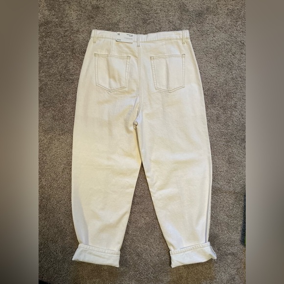 Women's High Rise Barrel Jeans - Picture 5 of 6